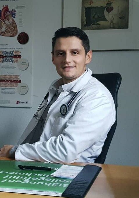Liječnik Endokrinolog Mladen